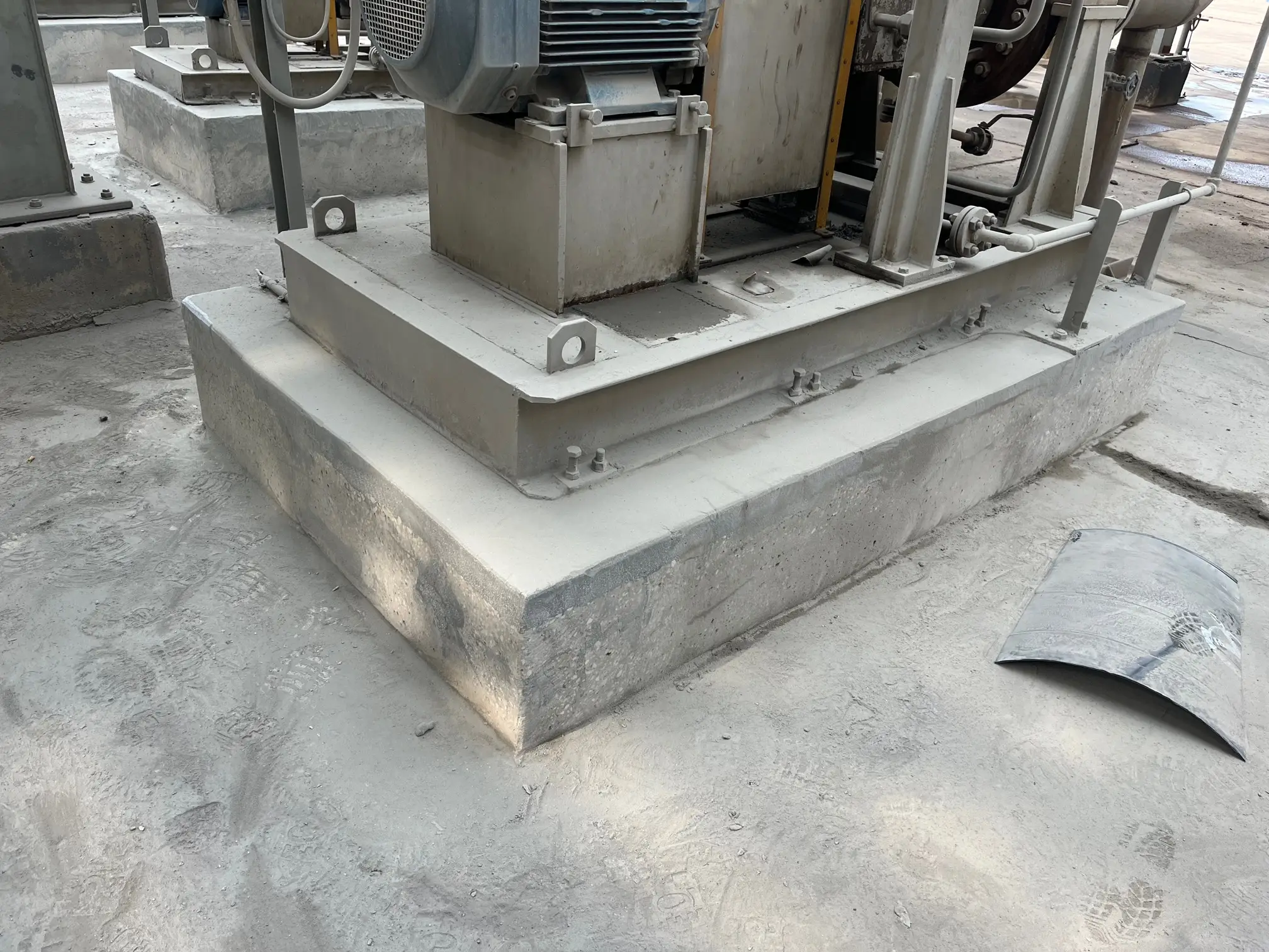 گروت آماده سیمانی درشت دانه Z.CEMGROUT-G2/CA - Image 8